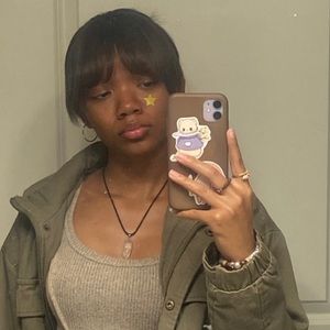 Meet your Posher, Sophia